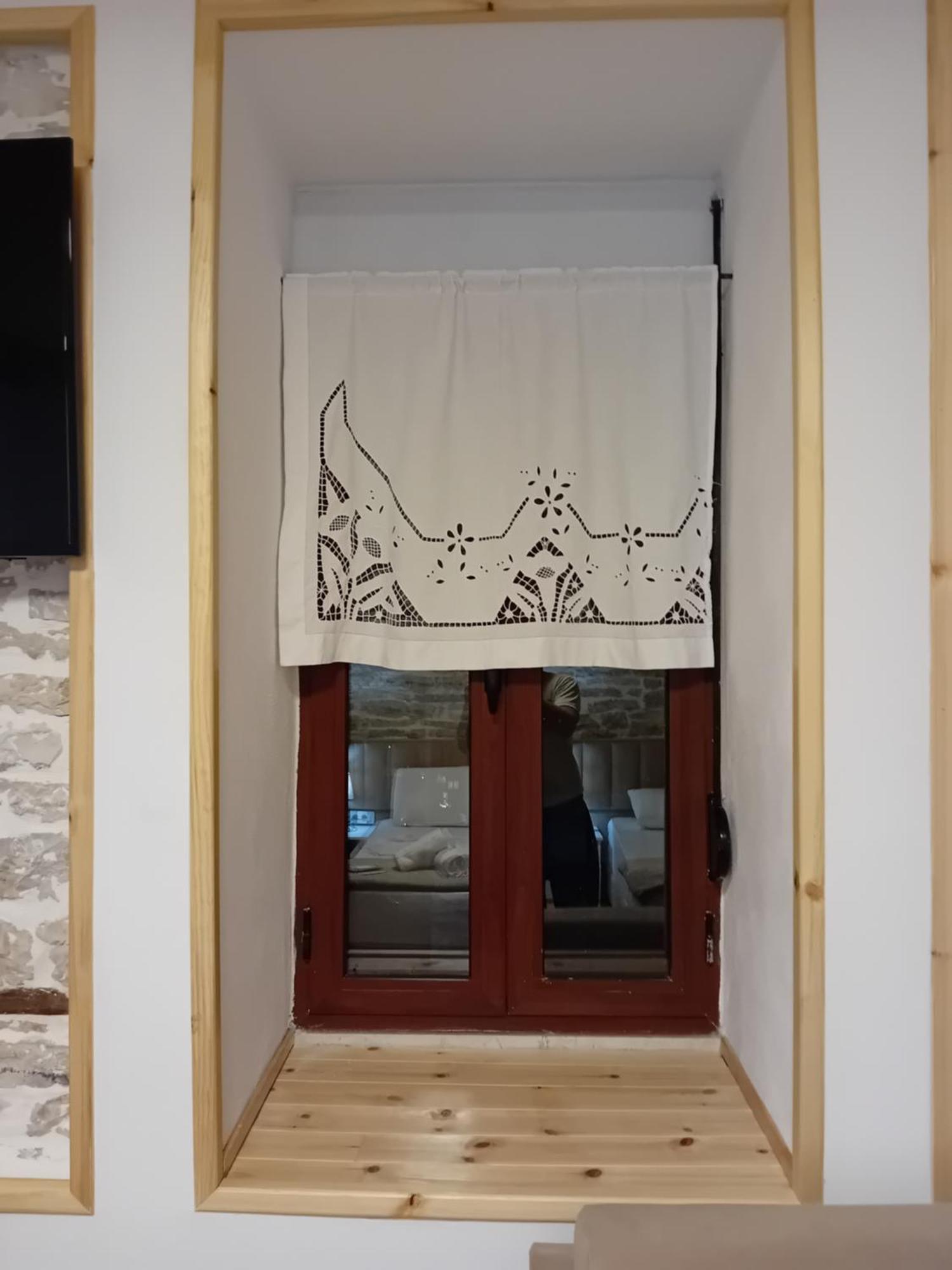 Arpet Guesthouse Gjirokastër Eksteriør billede